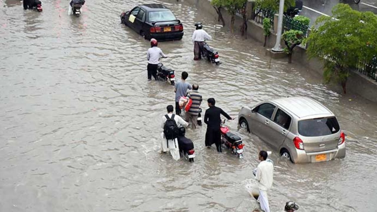 Sindh govt declares rain emergency, announces half-day in Karachi