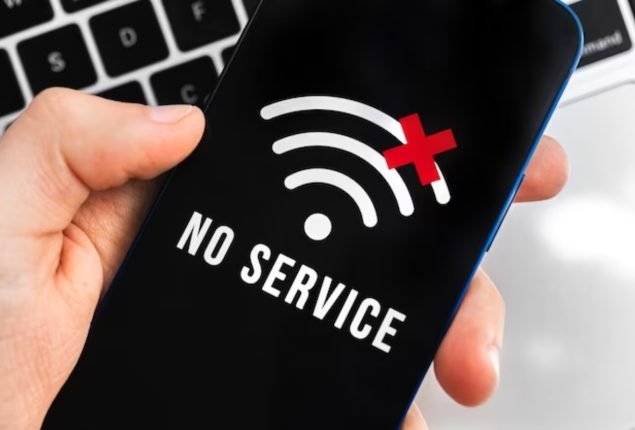 Mobile internet suspended across Pakistan