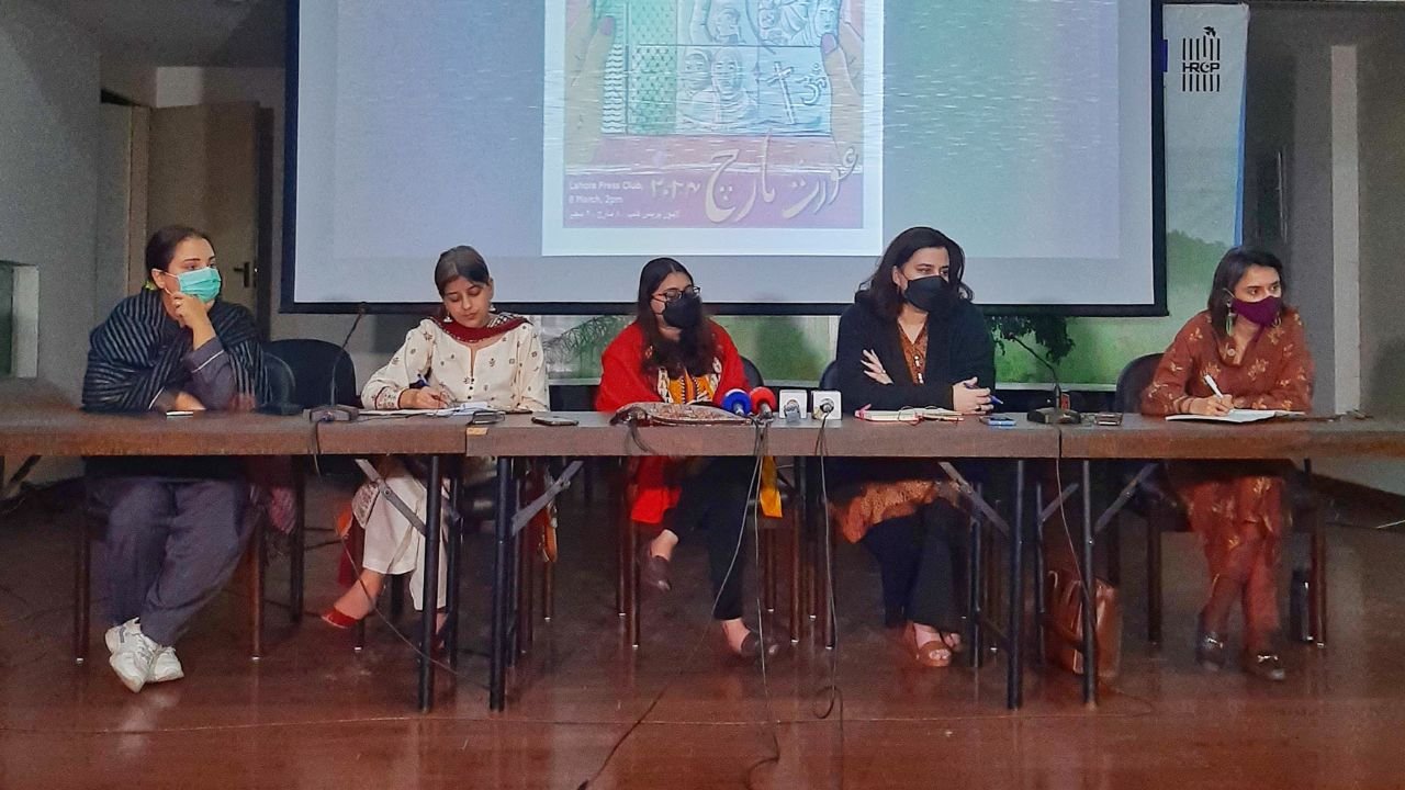 Why did Aurat March hold a Feminist Press Conference?