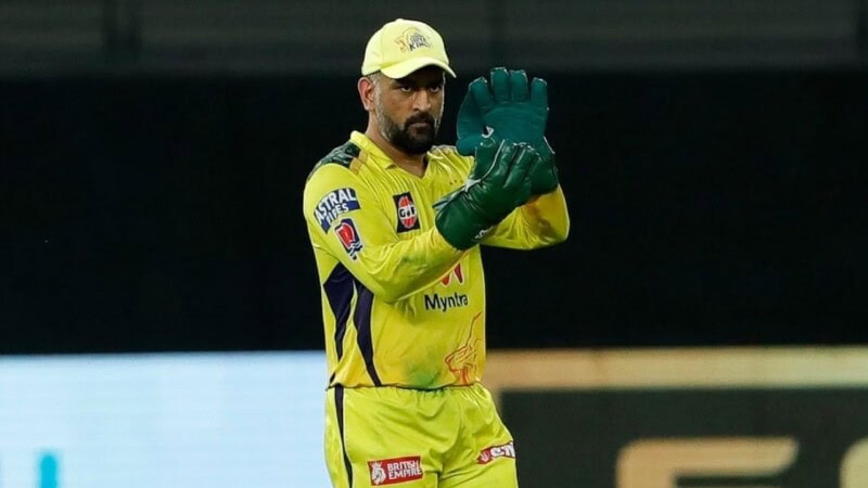 Why MS Dhoni quits CSK’s captaincy just before one day of IPL?
