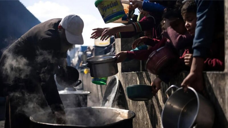 Aid boat readied as Israeli attacks in Gaza rage before Ramadan