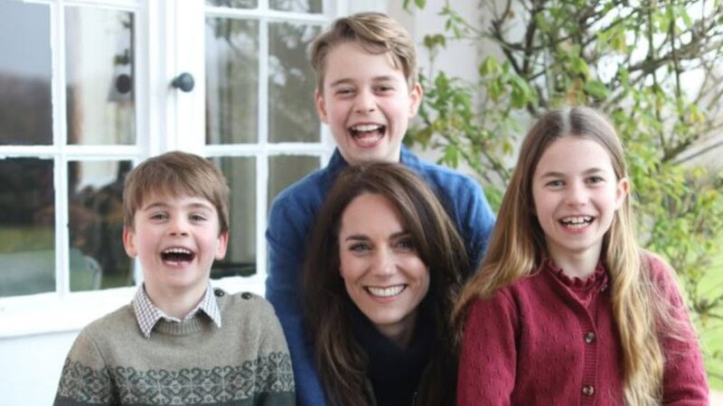 Media agencies claim Kate Middleton’s recent image was manipulated