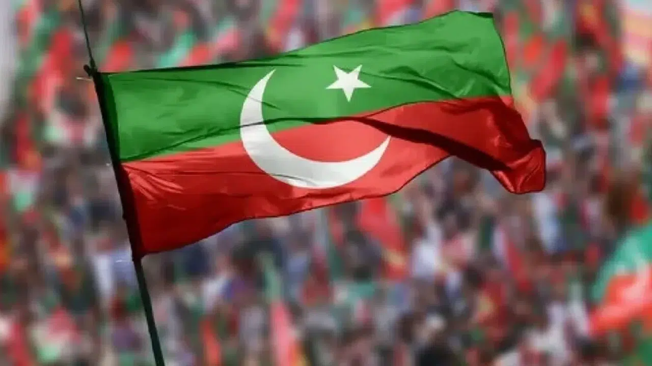 PTI instructs leaders to boycott five political talk shows