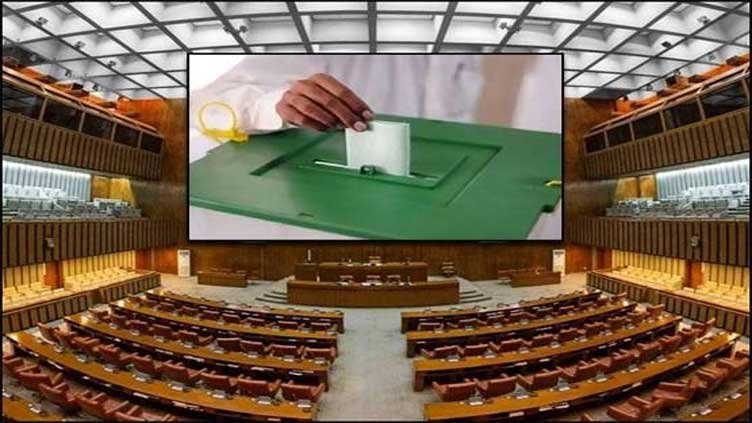 Voting in progress on six senate seats
