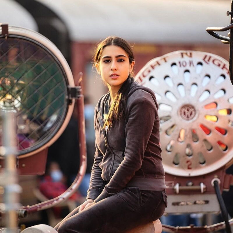 Sarah Ali Khan narrowly avoids horrifying accident