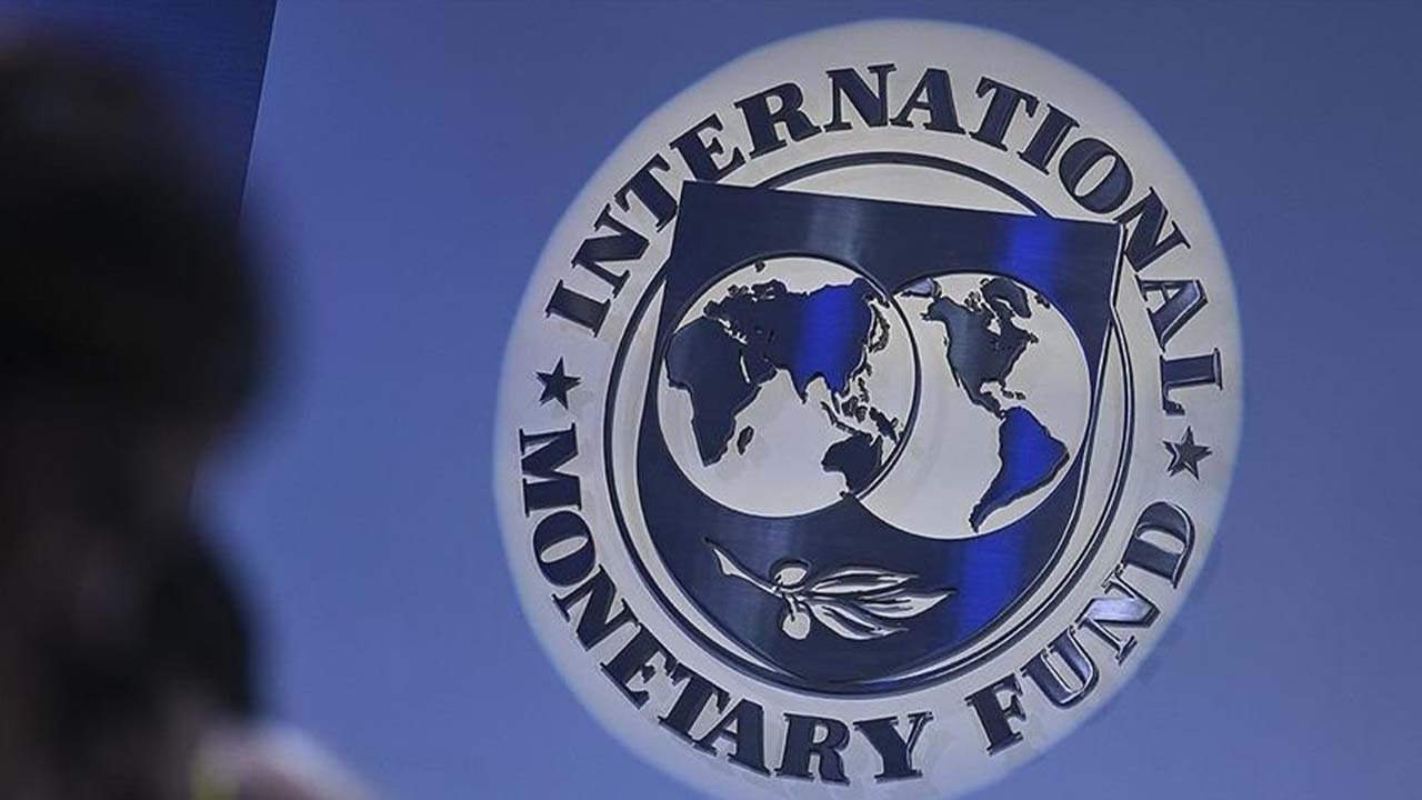 Pakistan anticipates final IMF tranche approval in late April