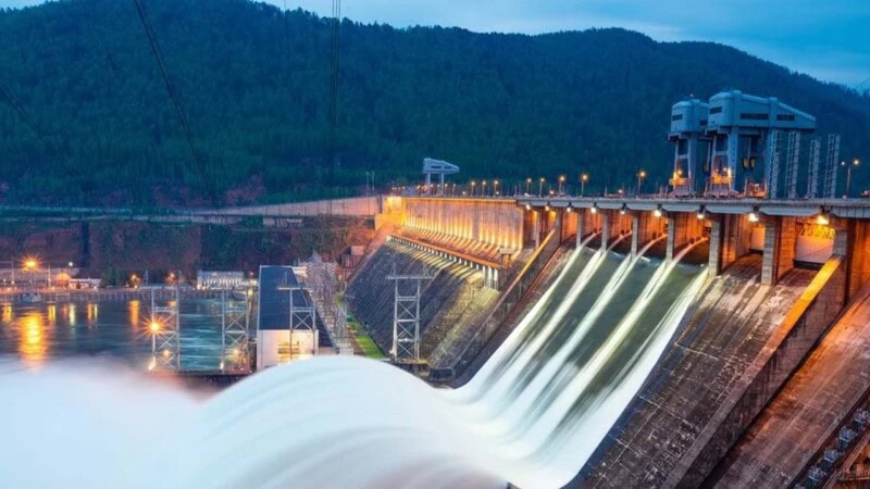 Pakistan inks $107 million deals with Saudi Fund for hydropower projects