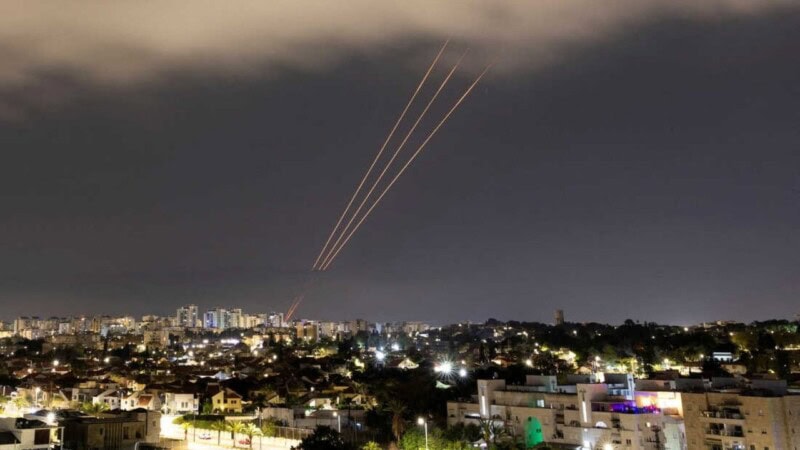 Oil jumps, equities fall as Israeli attacks fan MidEast fears