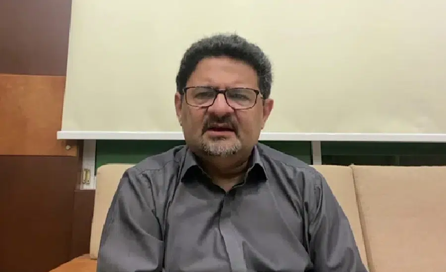Miftah Ismail cries while remembering treatment meted out to his family by PTI govt