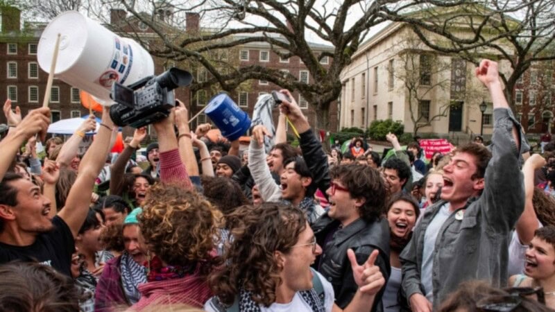 Brown University reaches deal with student protesters