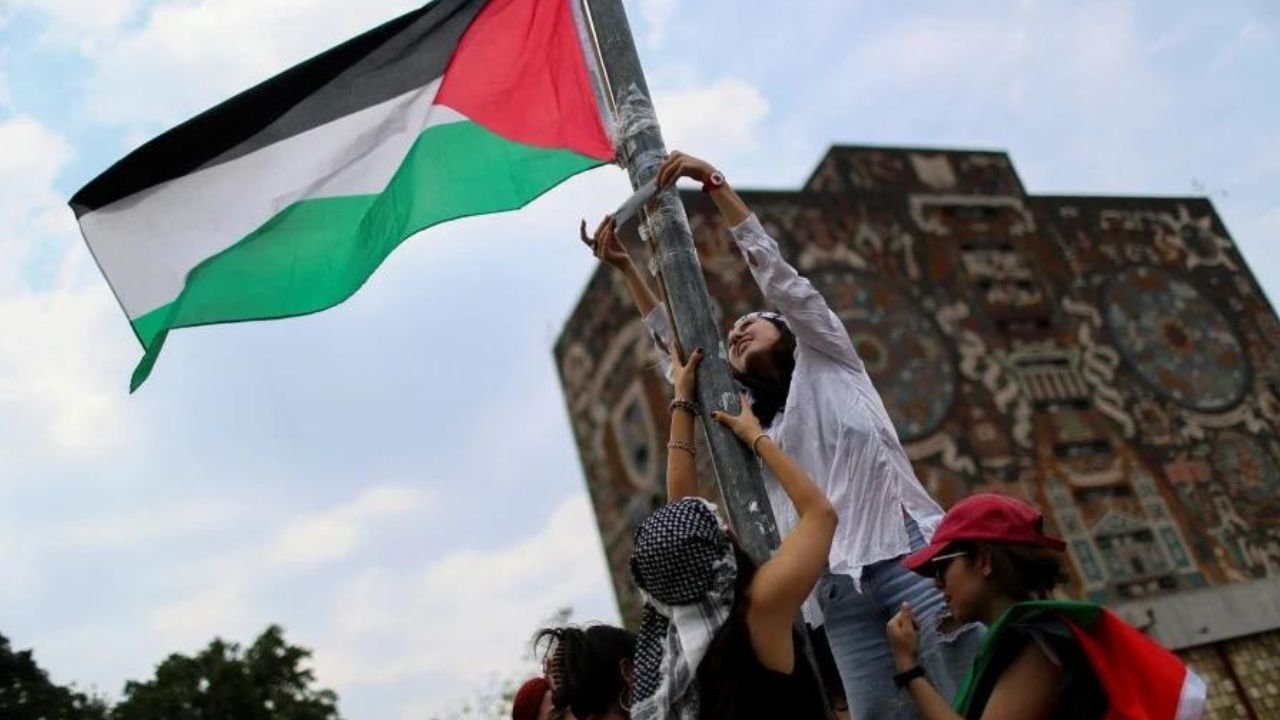 Pro-Palestinian students camp out at Mexico's largest university