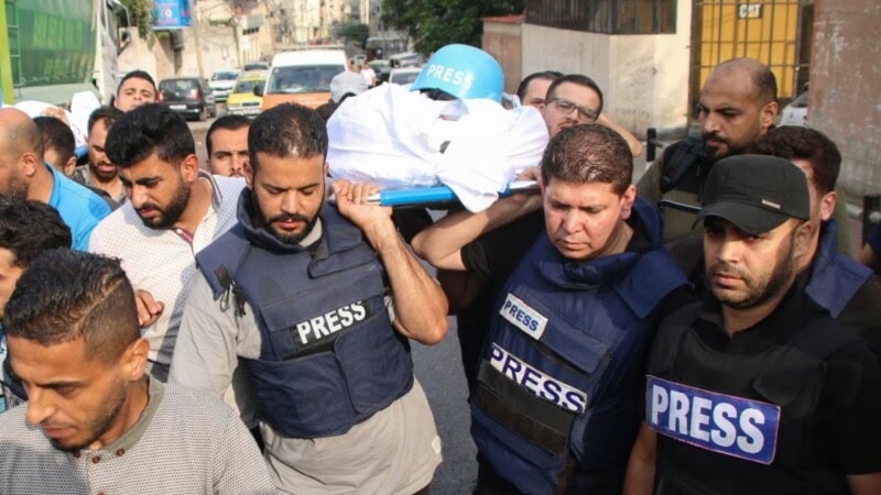 UNESCO awards press prize to Palestinian journalists in Gaza