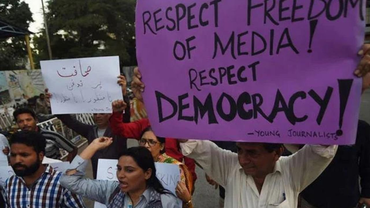 International Press Freedom Day marked by increased arrests of Pakistani journalists