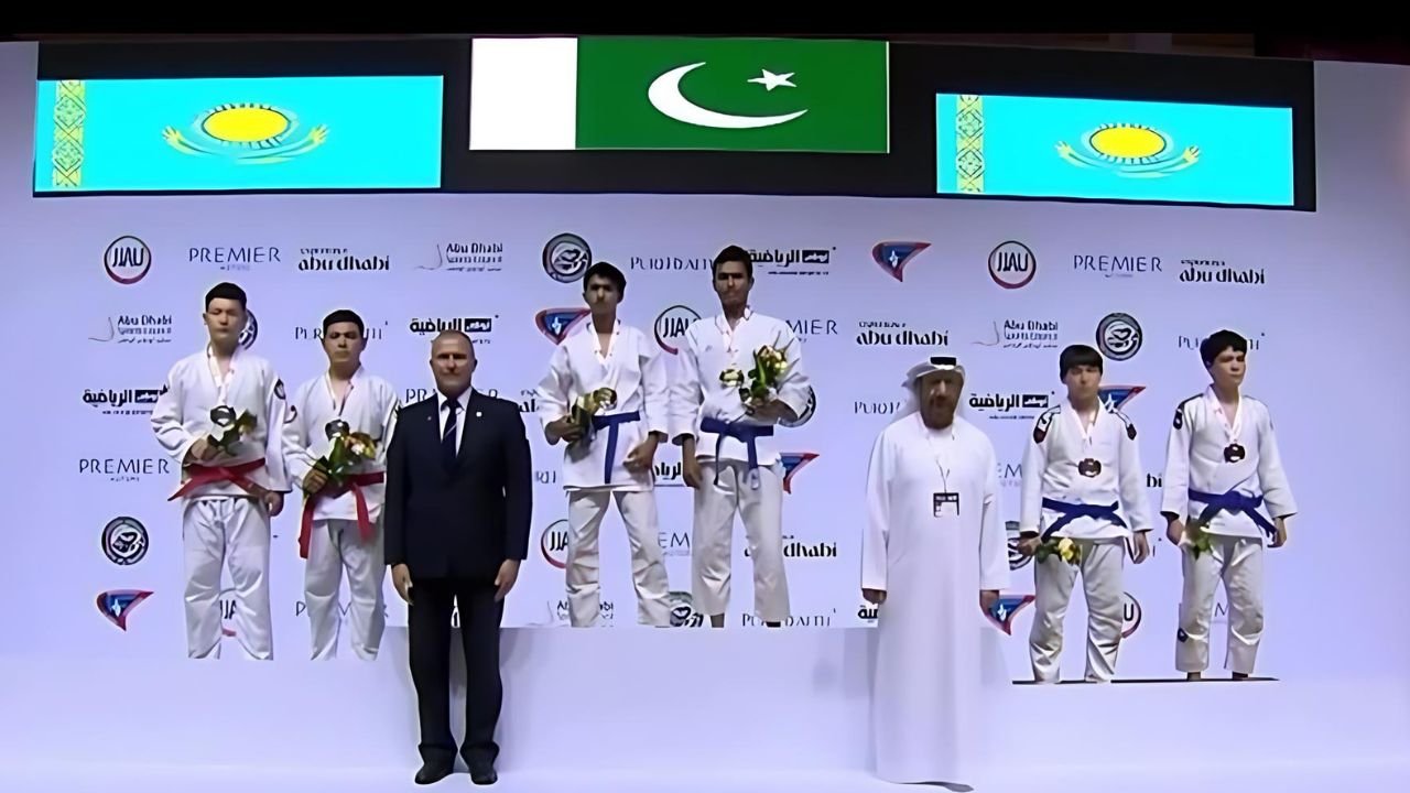 Pakistan won 1 gold and 2 bronze medals in Asian Jujitsu Championship