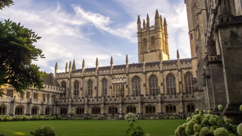 Malala and Oxford University announce scholarship for Baloch students