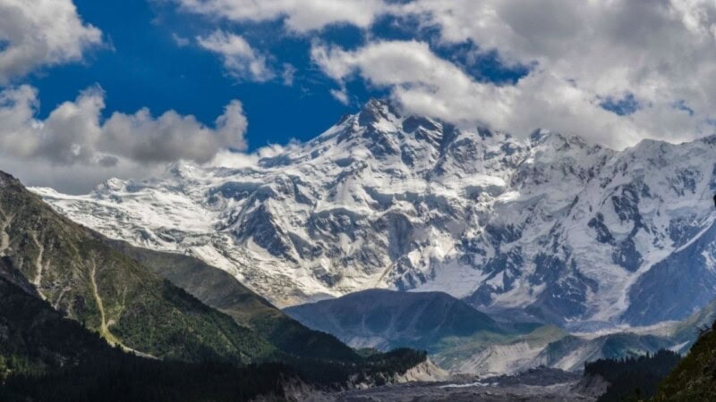 Two missing Japanese climbers spotted in Pakistan’s north
