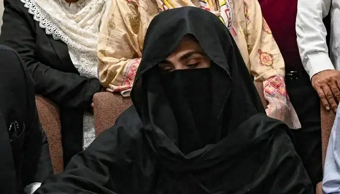 Bushra Bibi files petition for early hearing in Iddat case