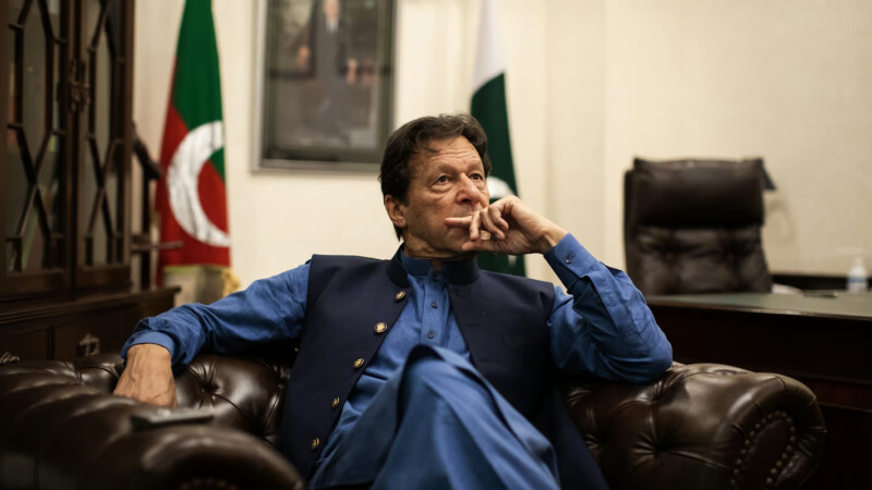 Imran Khan signals that PTI ready to talk with establishment