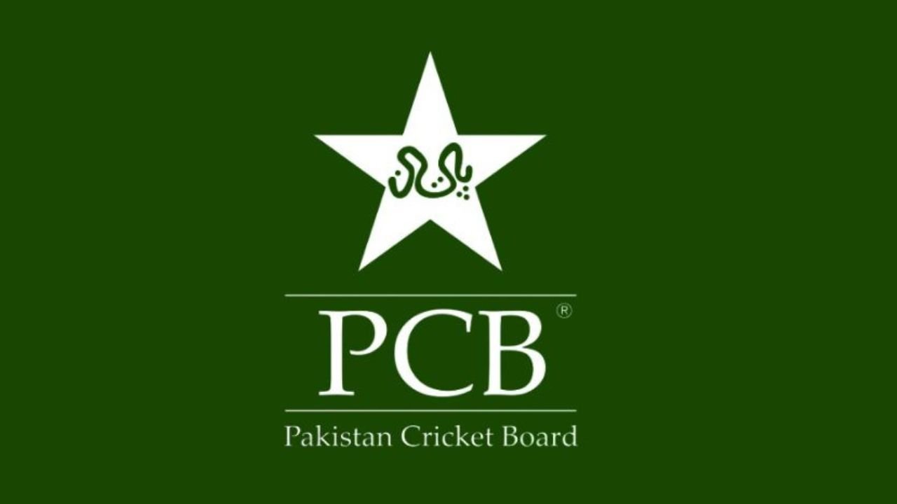 PCB summons former Test cricketers for consultation