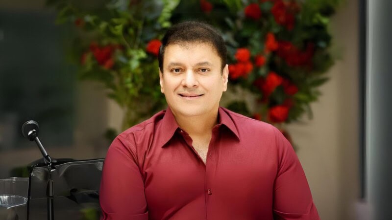 Dr Umer Adil calls female anchors ‘keeps’