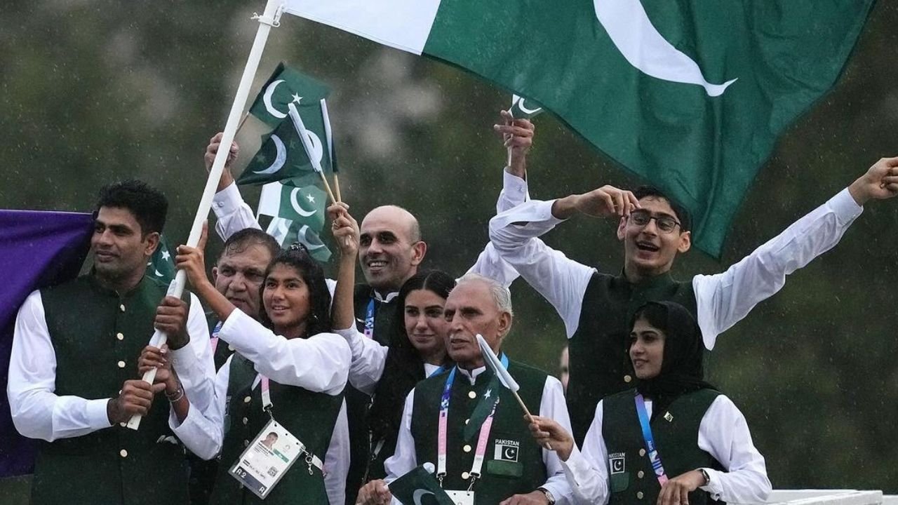 Arshad Nadeem led Pakistani delegation at Olympics