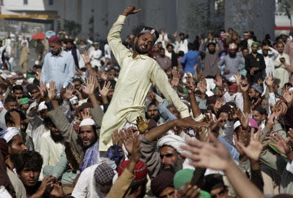 Government hunting down TLP leaders as more than 1500 members booked across province