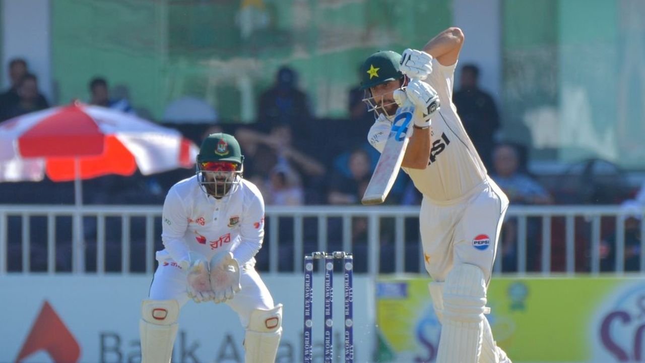 Pakistan bowled out for 274 runs in first inning of Pindi Test