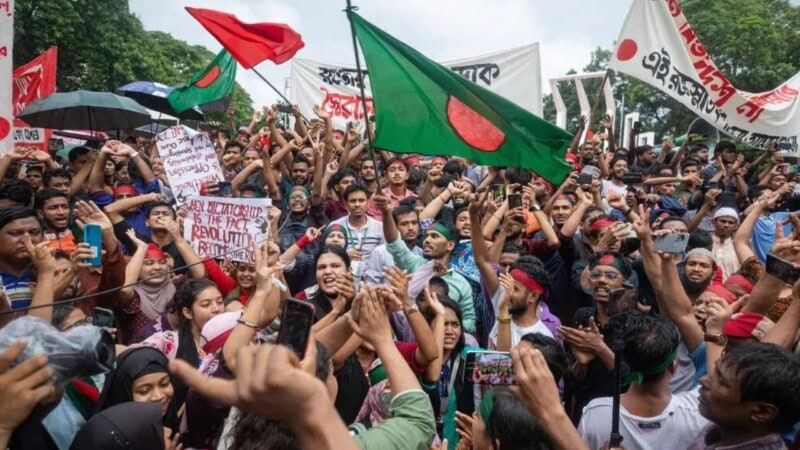 91 killed as Dhaka turns into battleground