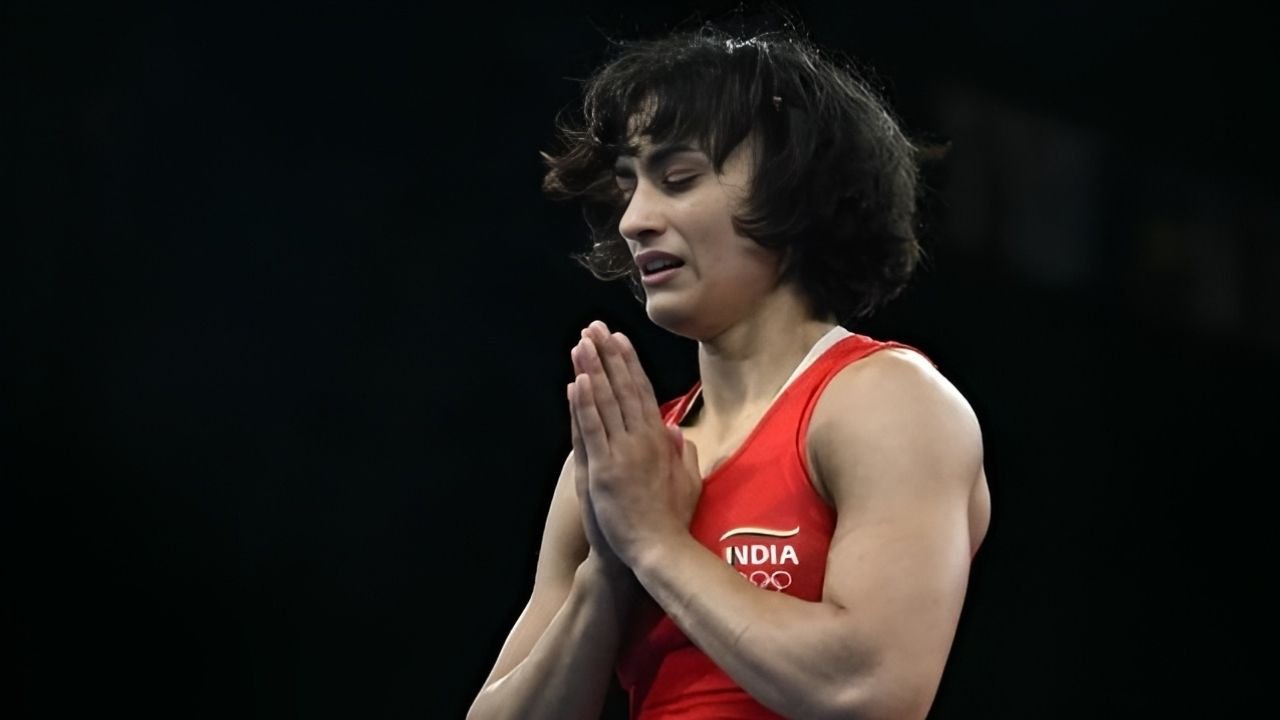 Vinesh Phogat retirees after Olympic disqualification