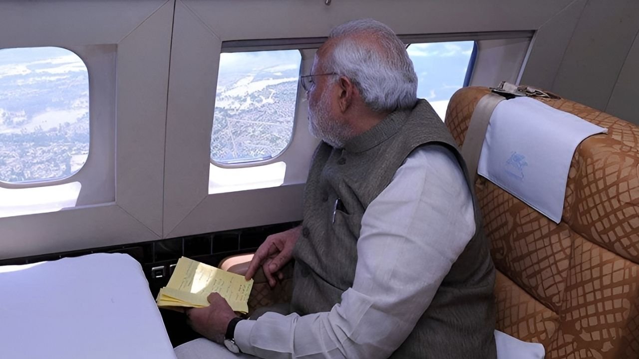 Modi's plane flies over Pakistan for 41 minutes