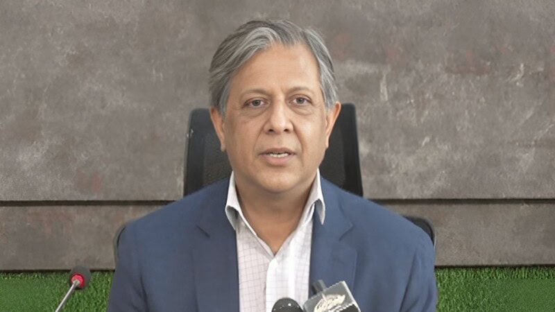 ‘No autopsy for Benazir Bhutto, Pakistan is not Norway’: Law Minister makes bizarre statements