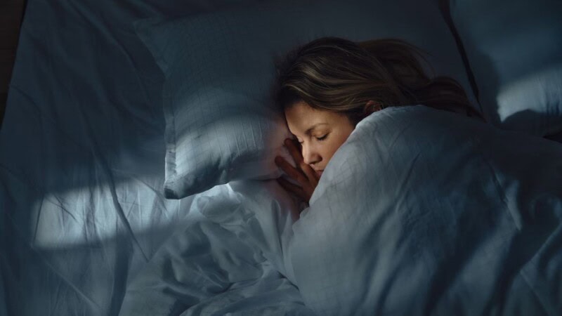Ab sonay ke bhi paise milenge; Company pays millions to employees for sleeping