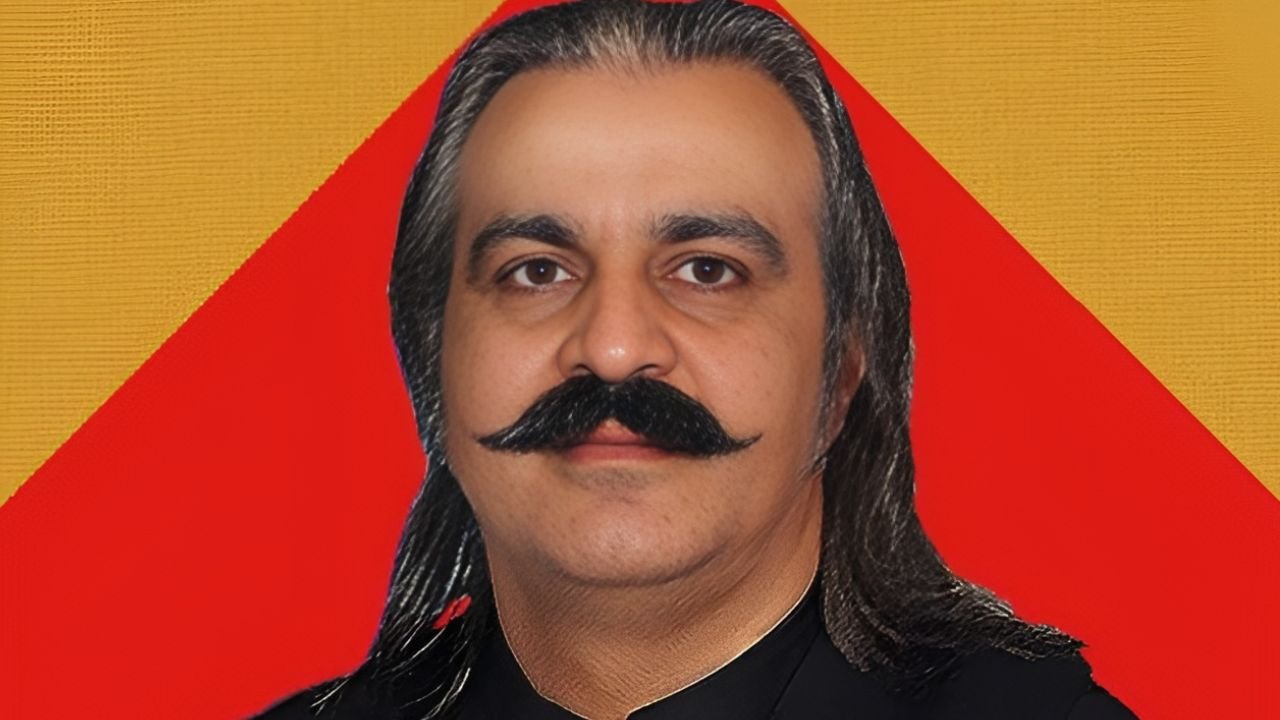 Ali Amin Gandapur may not stay in his post for long, Muneeb Farooq predicts