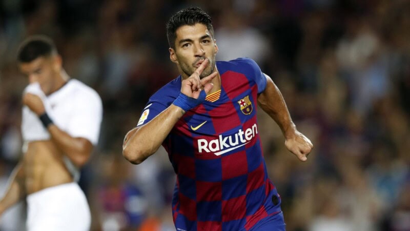 Uruguay’s Luis Suárez is retiring from international football