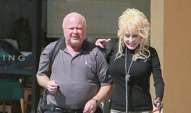 Beautiful Journey of Dolly Parton & Carl Thomas Dean Love