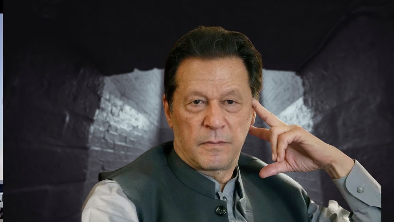 'Well-planned strategy disconnecting Imran Khan from PTI leadership'