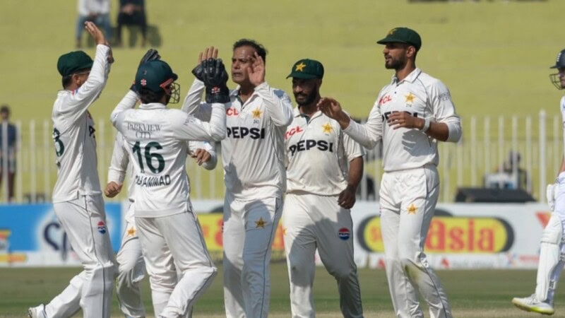 Pakistan defeat England in Test series after 9 years