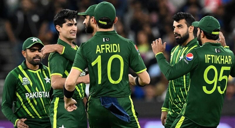 PCB excludes star players from 2024-25 central contracts