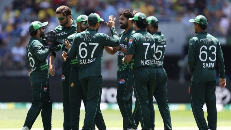 Pakistan crush Australia, win ODI series by 2-1