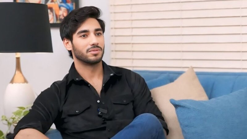 After Noor Jahan, how many scripts did Ali Raza reject?