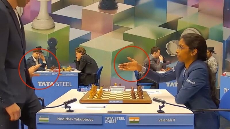 Video: Uzbek Grandmaster Nodirbek Yakubboev refuses to shake hands with Indian Grandmaster