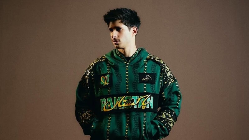 Sultan of Swing and Prince of Swag; Wasim Akram’s son is now a model