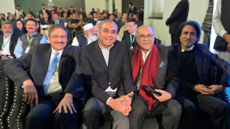 VIDEO: Mohsin Naqvi welcomes Najam Sethi, Zaka Ashraf, Ramiz Raja at Gaddafi inauguration