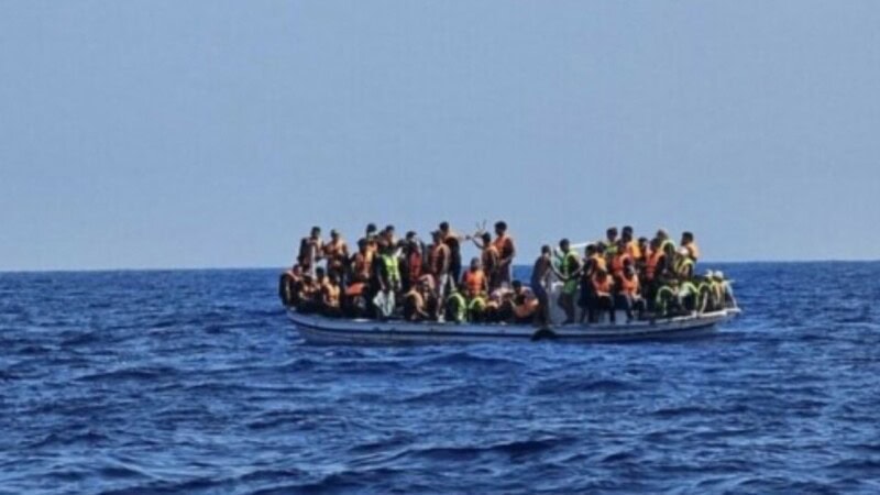 Boat carrying Pakistani migrants sinks near Libya