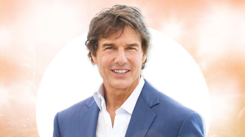 Is Tom Cruise dating this much younger actress?