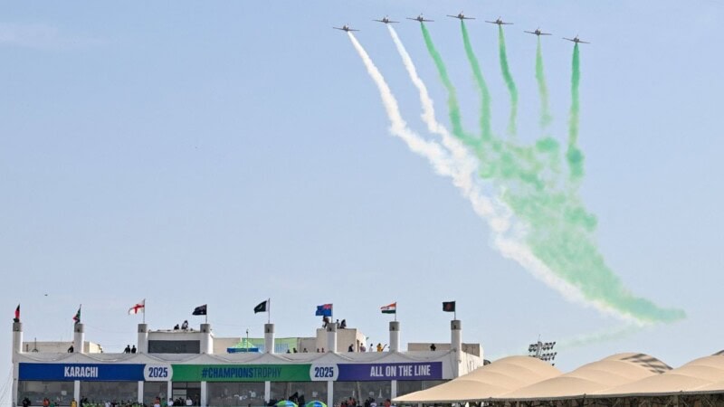 Here is how India reacted to Pakistan’s air show during Champions Trophy opening