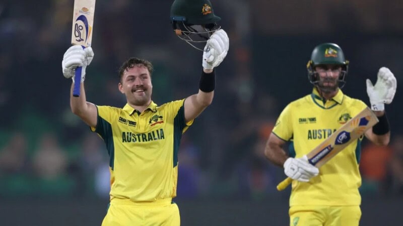 Champions Trophy: Australia defeat England in high-scoring thriller