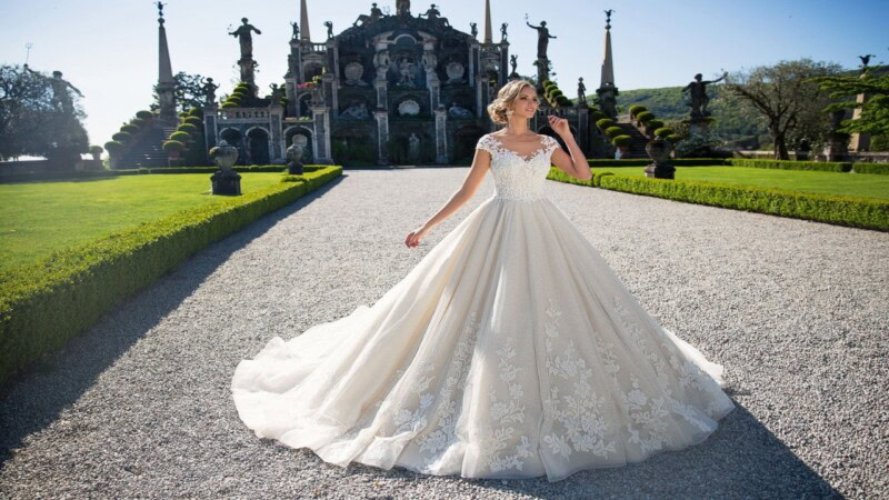 Everything You Need to Know About the Raylee Rukavina Wedding Dress Drama