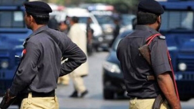 Dozens of Ahmadis taken into ‘protective custody’ after mob gathers outside worship place