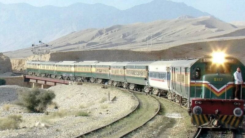 Over 400 passengers taken hostage as terrorists attack Peshawar-bound train in Balochistan